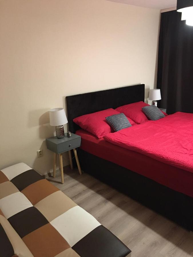 Apartman Monya Turčianske Teplice Екстериор снимка